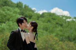 -蒙太奇婚纱摄影(万达店)