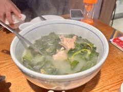 -聚鑫朋酸菜肥肠(文艺路口店)
