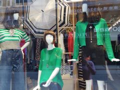 -卡蒂亚婚纱摄影