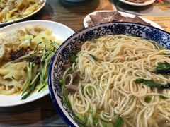 -陇上全荟兰州传统牛肉面(延吉路店)