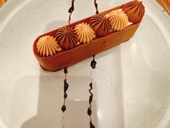 -必胜客(打浦桥日月光店)