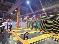 -Tenker Club弹刻极限主题公园 · 蹦床 · 团建 · 生日派对(大关店)