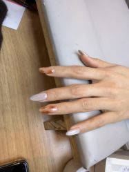 -iU美甲美睫