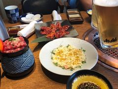 特选壶渍带骨牛排-炎蔵牛舌烤肉
