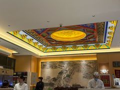 -梅利汴京烤鸭•开封豫菜地标店(东大街店)