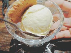 曲奇配冰淇淋-HIGH FIVE哈福手工汉堡(桂林路店)