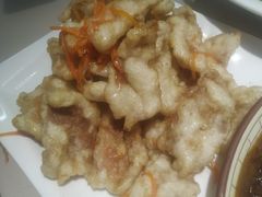 -老码头黑皮肘子锅包肉(赣水路店)