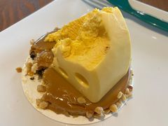 芝士咸蛋黄蛋糕-星巴克(济宁万达广场店)