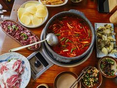 -贵厨酸汤牛肉(花果园国际中心店)