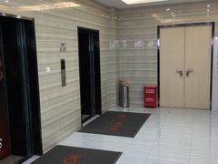 -一兆韦德健身(张杨路店)