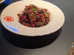 -肥肥虾庄·金牌油焖大虾(杨园滨江时代walk店)
