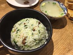 -新梅华·茶点餐厅(欧尚店)