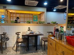 大堂-胡须佬鸡煲四季火锅(海雅缤纷城店)