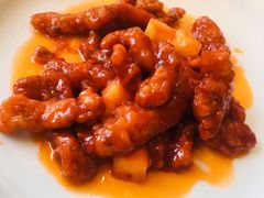 菠萝咕咾肉-成都娃娃花园餐厅(河西旗舰店)