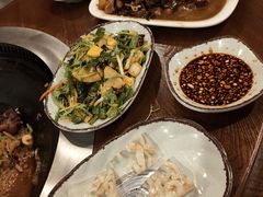 -万里闯关东铁锅炖菜馆(高新旗舰店)