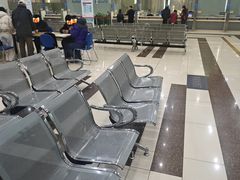 -房地产交易中心-停车场