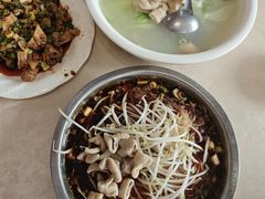 -茅屋大酒店