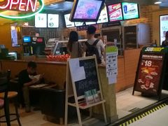 门面-赛百味SUBWAY(地王广场店)