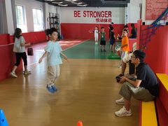 -悦动体能篮球羽毛球网球(三里河店)