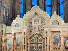 -滴血救世主教堂