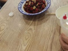 -江城燕子大排档(江汉路步行街店)