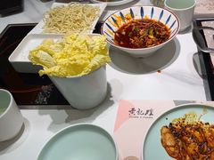 -黄记煌三汁焖锅(新佳丽江汉路店)