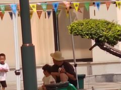 -王府井奥莱棋盘山小镇