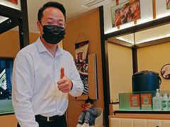 -極屋鮨牛 · 烧肉酒场(时代C馆店)
