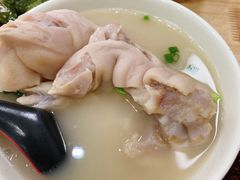 -雷祖芳老妈蹄花店
