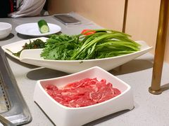 鲜切牛肉-海底捞火锅(新松江路店)