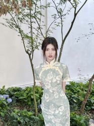 -一揽芳华汉服旗袍体验馆(拙政园店)
