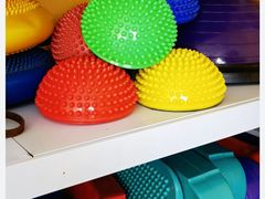 -趣玩宠物乐园寄养训犬训狗游泳池