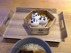 -美食小镇·观赏珍稀鸟类·长隆熊猫酒店