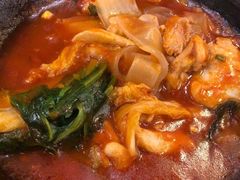 -极有家小鱼小鸡石锅煲(佳兆业店)