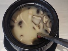 -牛头鱼庄·地道广西菜(鲁班店)