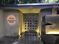 门面-穹六人间 people 6(岳阳路店)