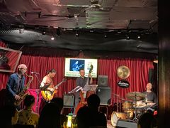 -东岸Cafe 爵士俱乐部