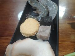 墨鱼滑-丽江庭院·云南野生菌·海鲜火锅(鼓楼四合院店)