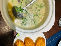 -湖畔鲁菜·二十年老字号餐厅(大明湖店)