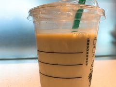 -星巴克(广州南站A18检票口楼上)