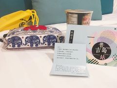 -西蒙人妖秀