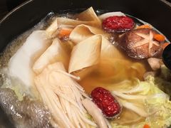 -呷哺呷哺 小火锅 (浦东新欧尚超市店)