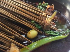 -四小区火锅·巷子里的重庆火锅(花照壁店)