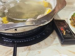 -粤潮牛肉火锅店(江南大道店)