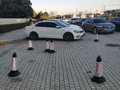 -上汽大众汽车有限公司三厂-地面停车场