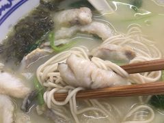 -明呈黄鱼面馆(斜土路店)