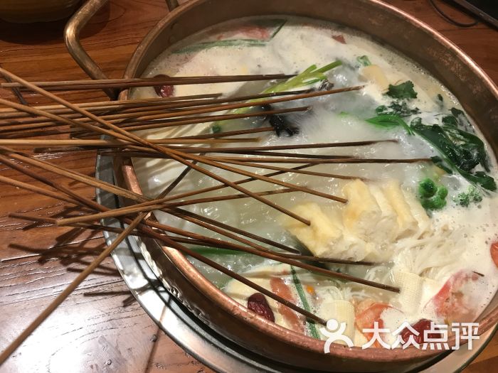 地主家串串香火鍋(通盈中心店)清湯鍋底圖片 - 第2240張