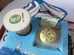 -抱抱地球咖啡馆(国家海洋博物馆店)