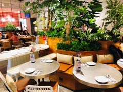 大堂-必胜客(百联又一城店)