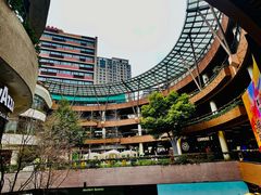 -瑞虹新天地月亮湾